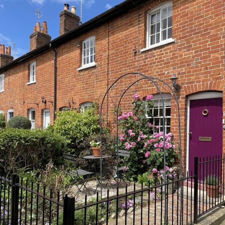 Historic 1bd In Heart Of Farnham * Farnham (Surrey)