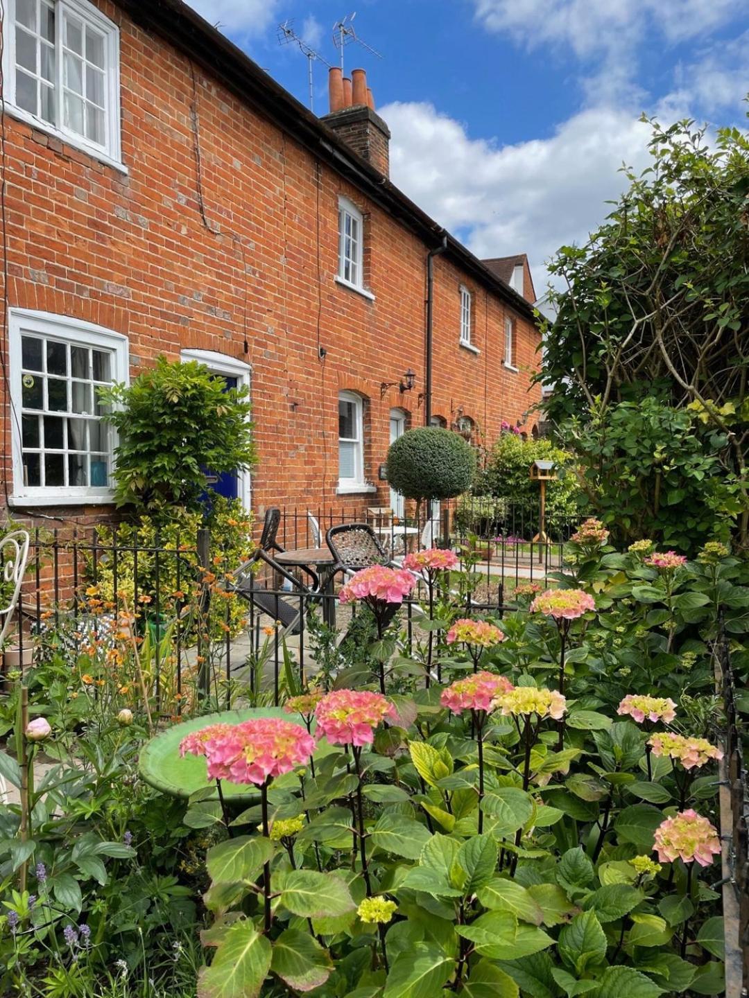 Historic 1bd In Heart Of Farnham *
